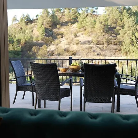 Villa Mountain Retreat *