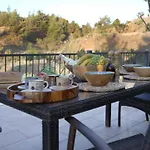 Mountain Retreat Villa