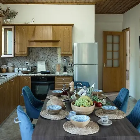 Mountain Retreat Villa *