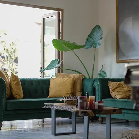 Mountain Retreat Villa *